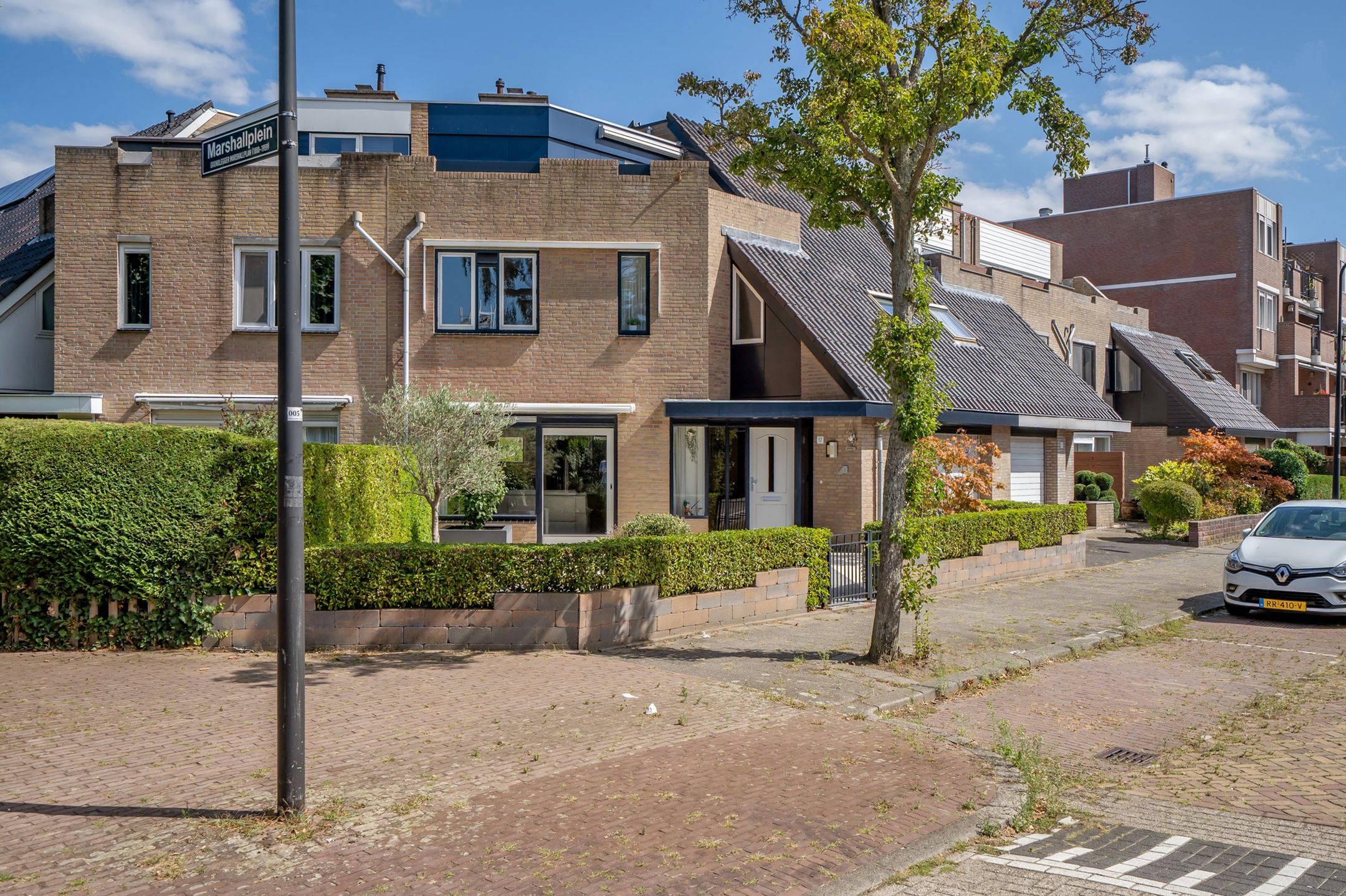 Photo 48 of Bertha von Suttnerstraat 17