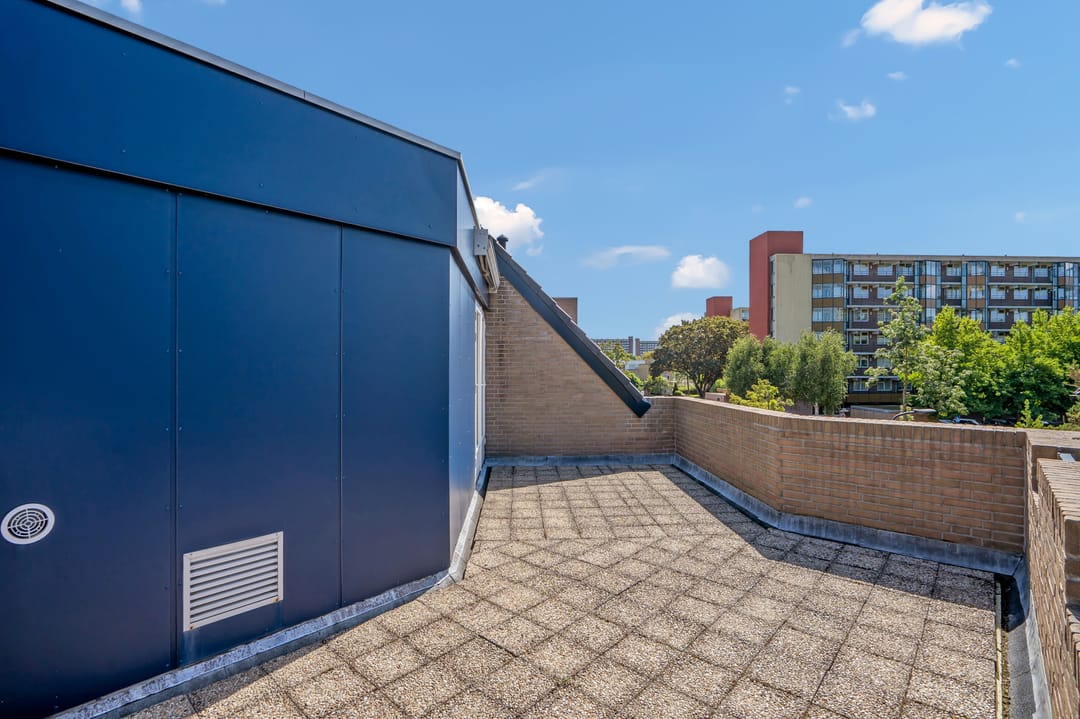 Photo 46 of Bertha von Suttnerstraat 17