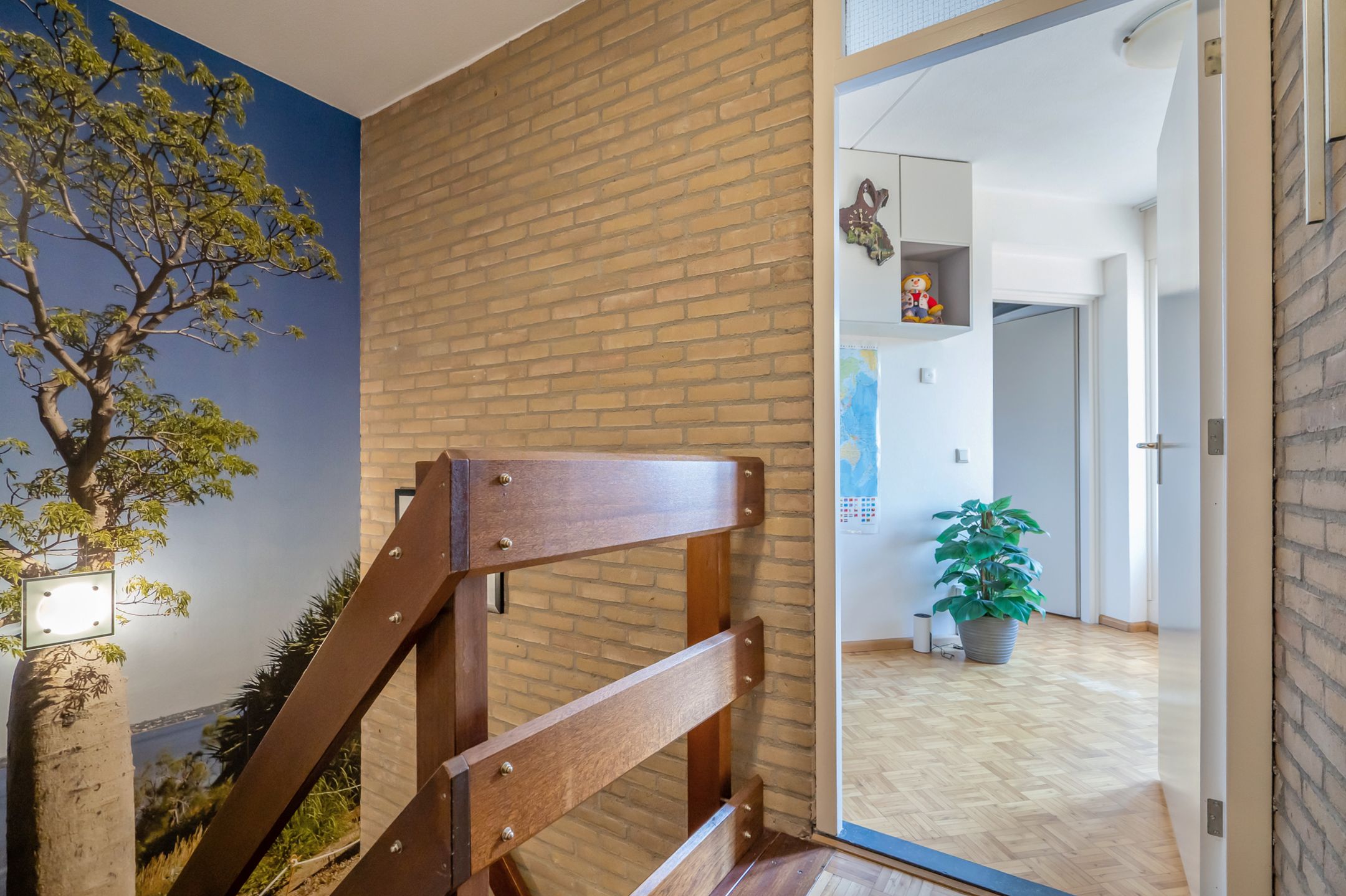 Photo 39 of Bertha von Suttnerstraat 17
