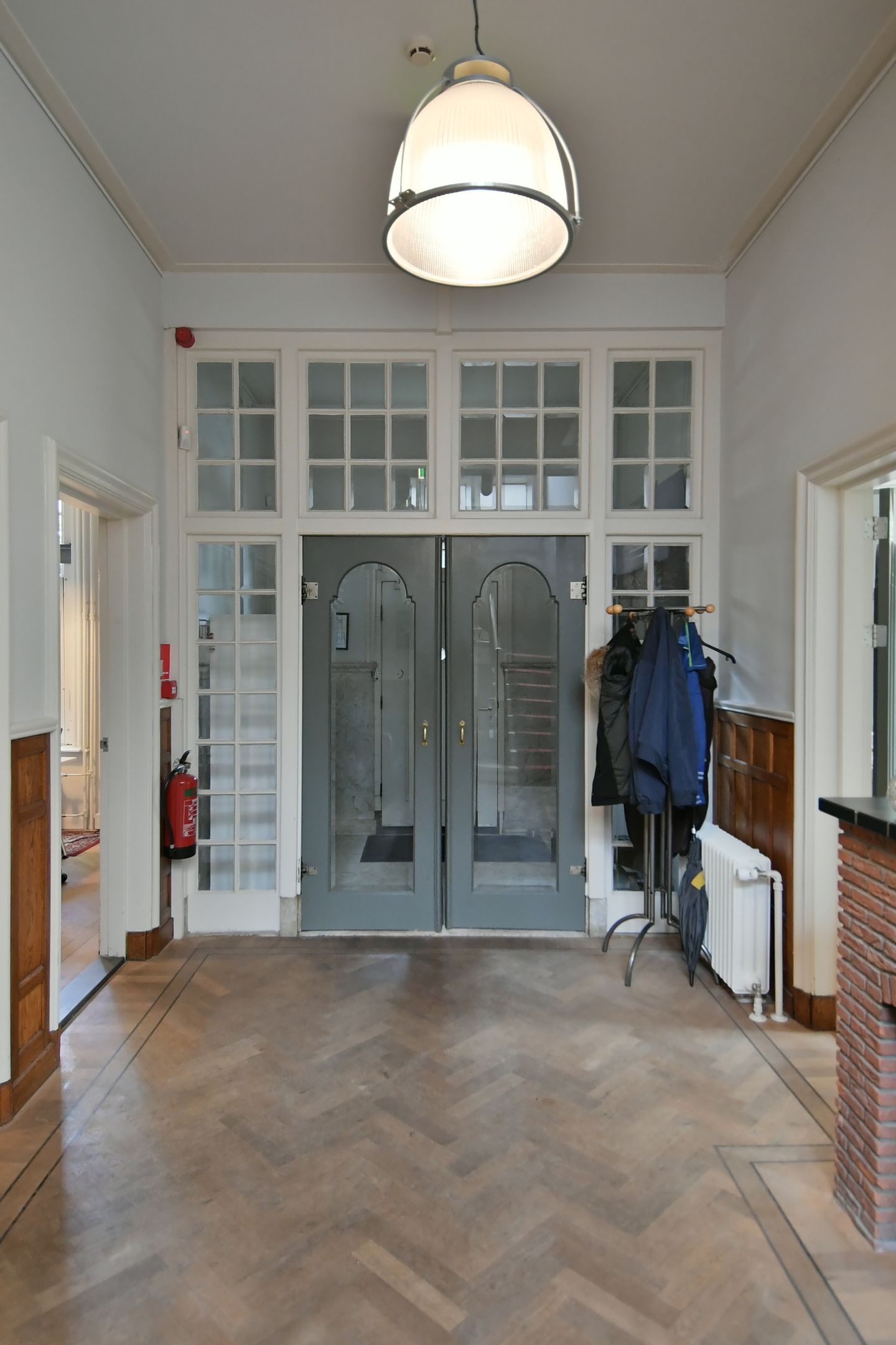 Bekijk foto 3 van Julianalaan 1