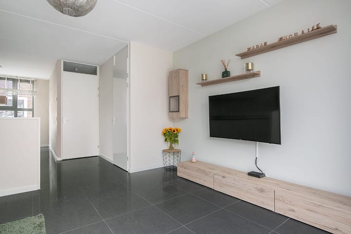 Tussenwoning te huur: Iskurstraat 51, Almere