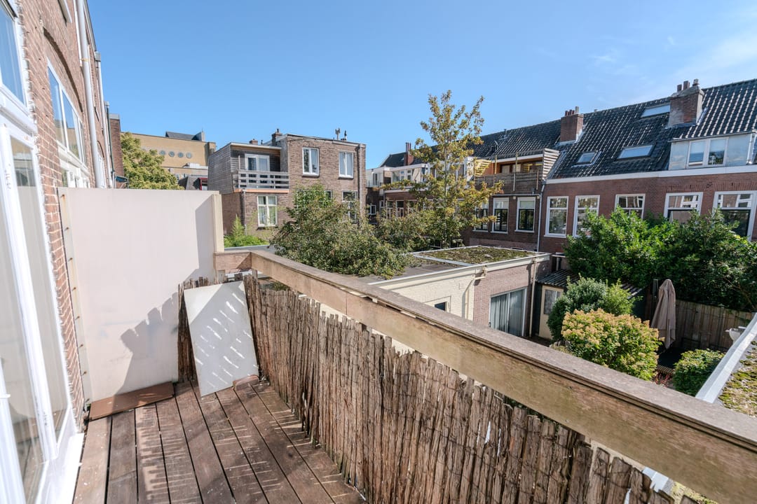 Photo 22 of Voorhelmstraat 43-A
