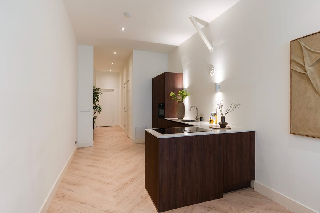 Photo 2 of Vredehofstraat 46-B