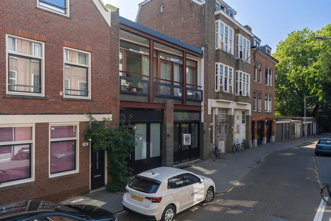 Photo 23 of Vredehofstraat 46-B