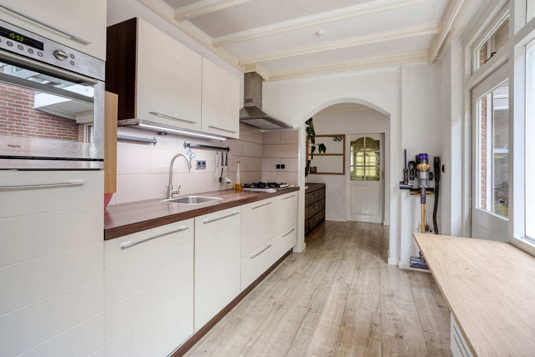 Photo 8 of van Egmondstraat 23