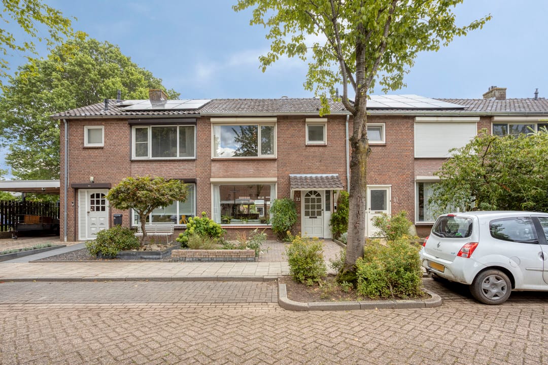Photo 1 of van Egmondstraat 23