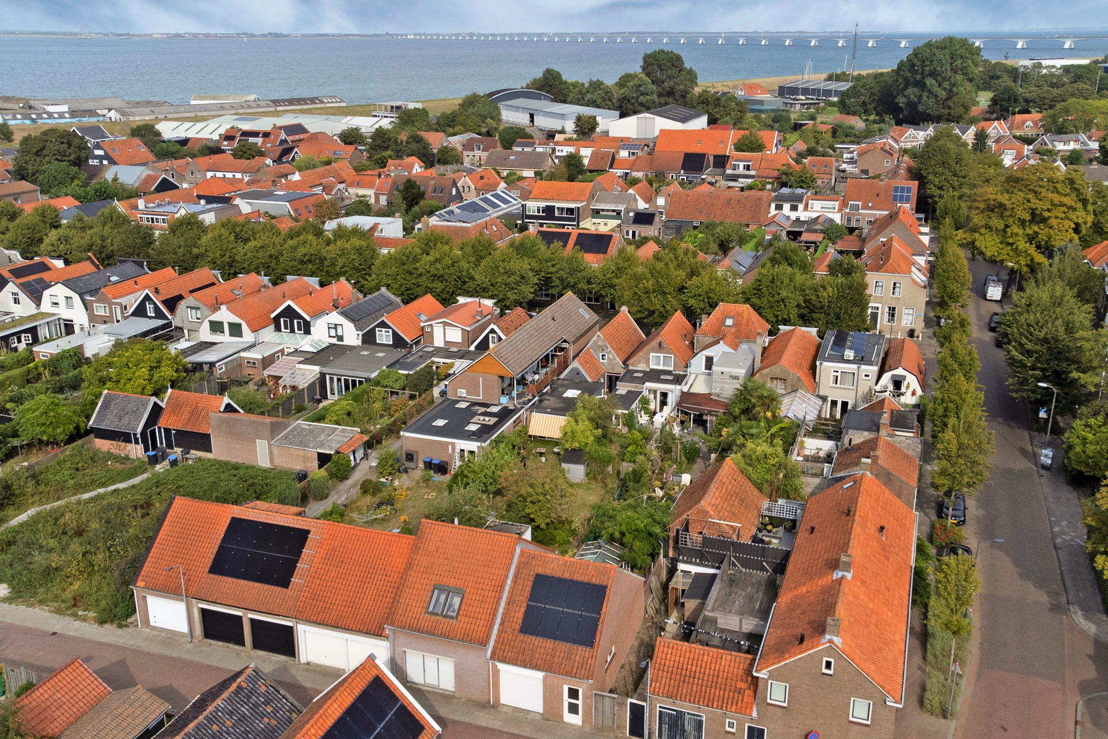 Photo 39 of Voorstraat 5