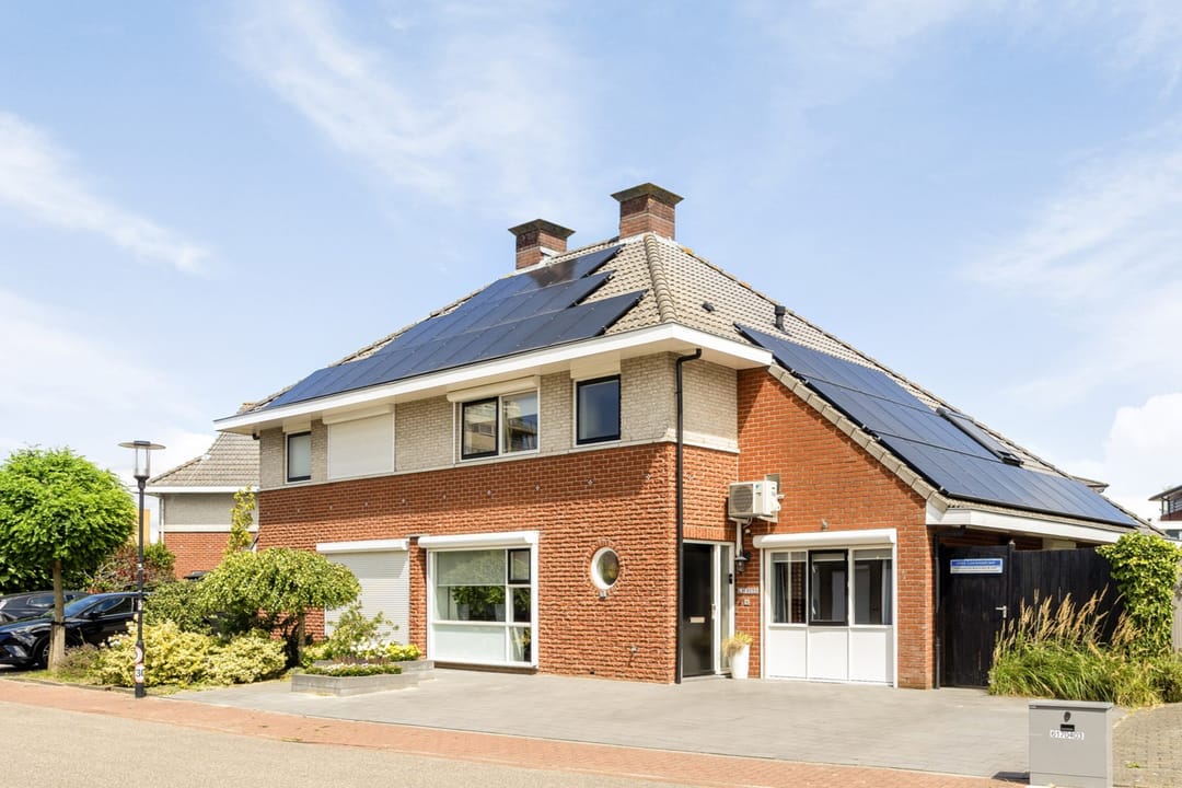 Foto 1 van Smaragdboog 4