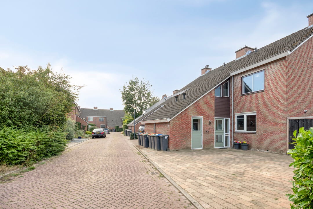 Foto 38 van De Holtplaats 14