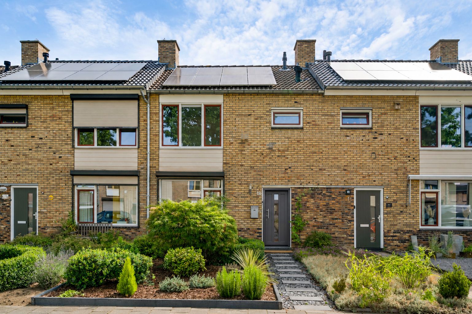 Pastoor Zandersstraat 18 