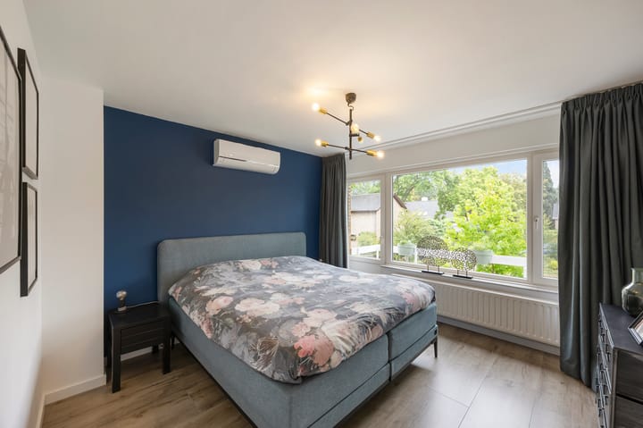 Twee-onder-één-kap te koop: Evenkamp 74, Roermond