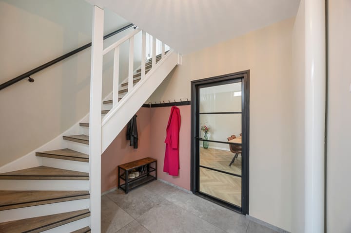 Twee-onder-één-kap te koop: Evenkamp 74, Roermond