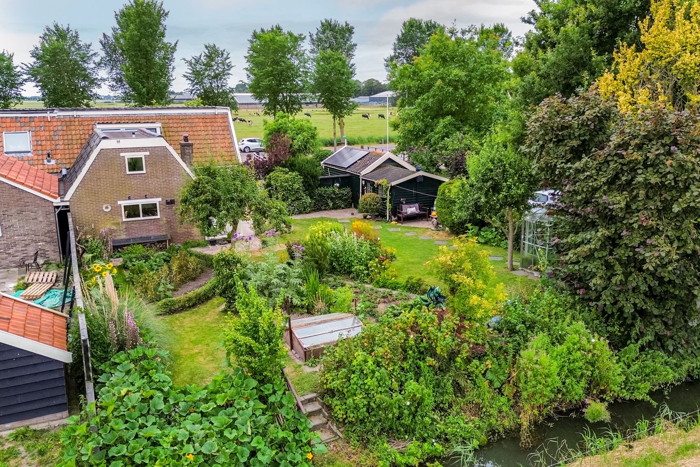Foto 49 van Oosthuizerweg 45