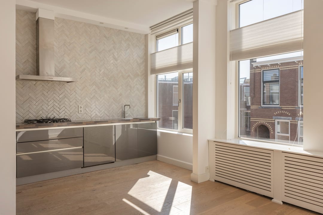 Photo 13 of Halleystraat 15