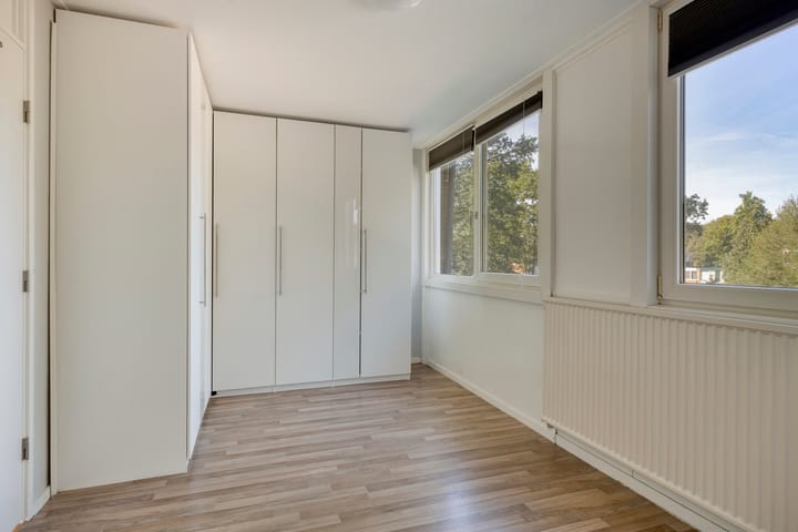 Tussenwoning te koop: peterskamplaan 64, Oldenzaal