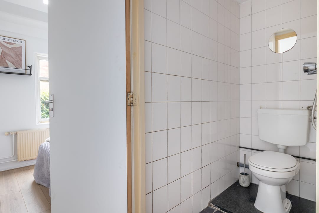 Photo 17 of Lange Dwarsstraat 10-B
