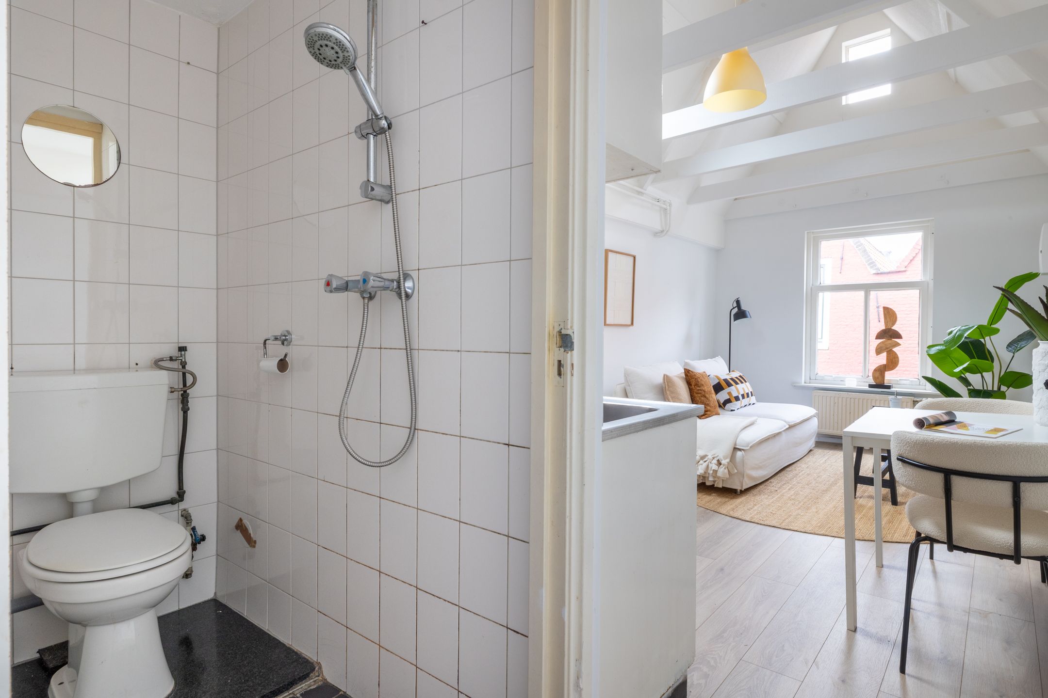 Photo 18 of Lange Dwarsstraat 10-B