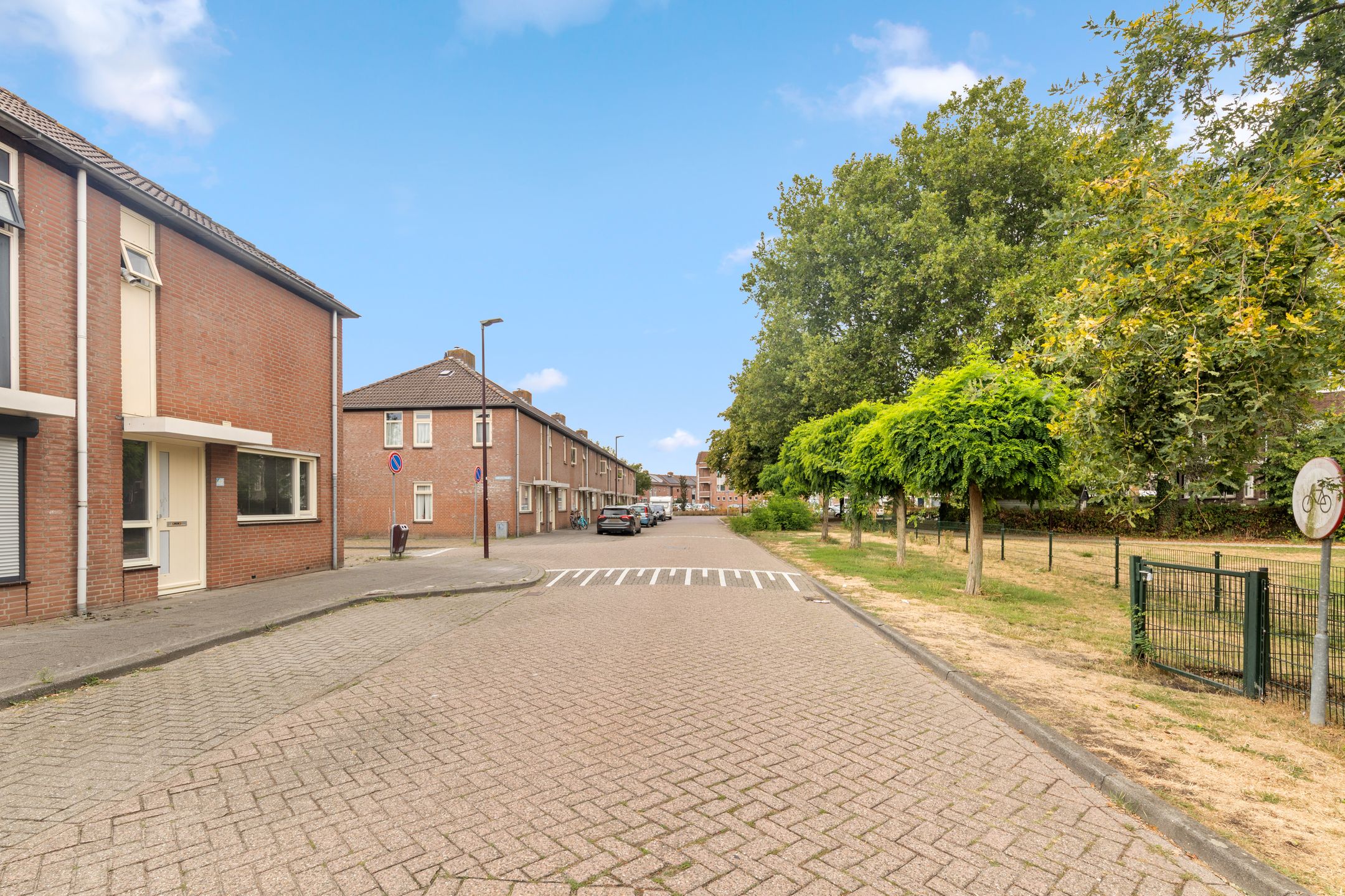 Photo 42 of Ankerstraat 42