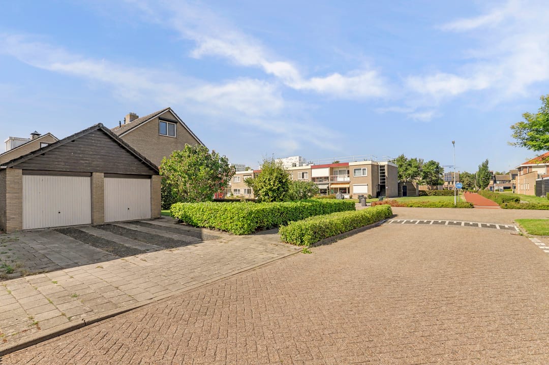 Photo 32 of Nieukerckestraat 24