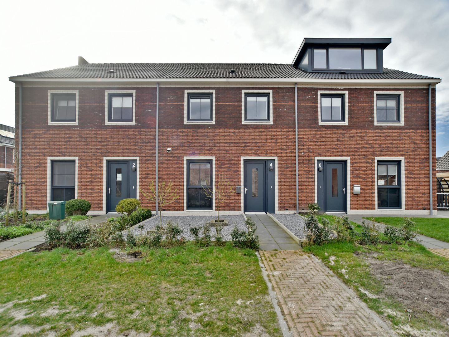 Foto 1 van Balsemien 4