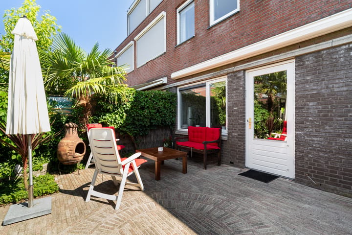 Tussenwoning te koop: Moermondstraat 11, 'S-Gravenhage