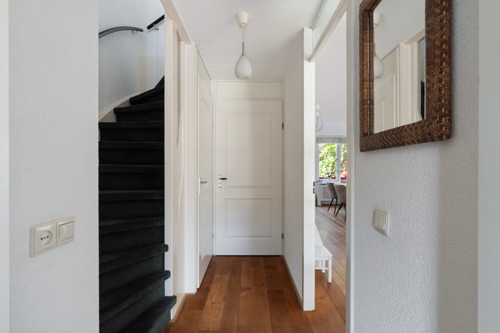 Tussenwoning te koop: Moermondstraat 11, 'S-Gravenhage