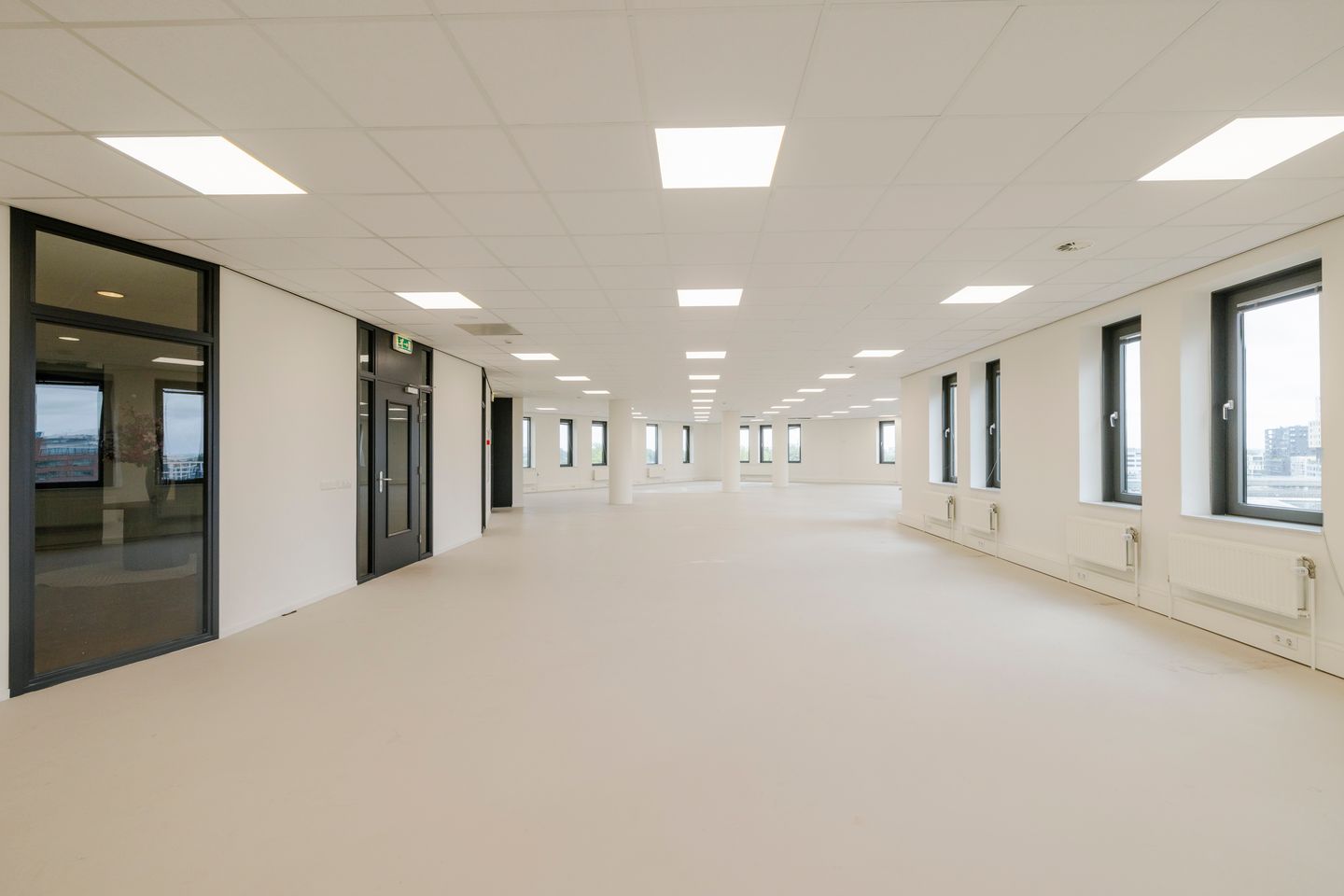 Bekijk foto 3 van Kingsfordweg 151-201