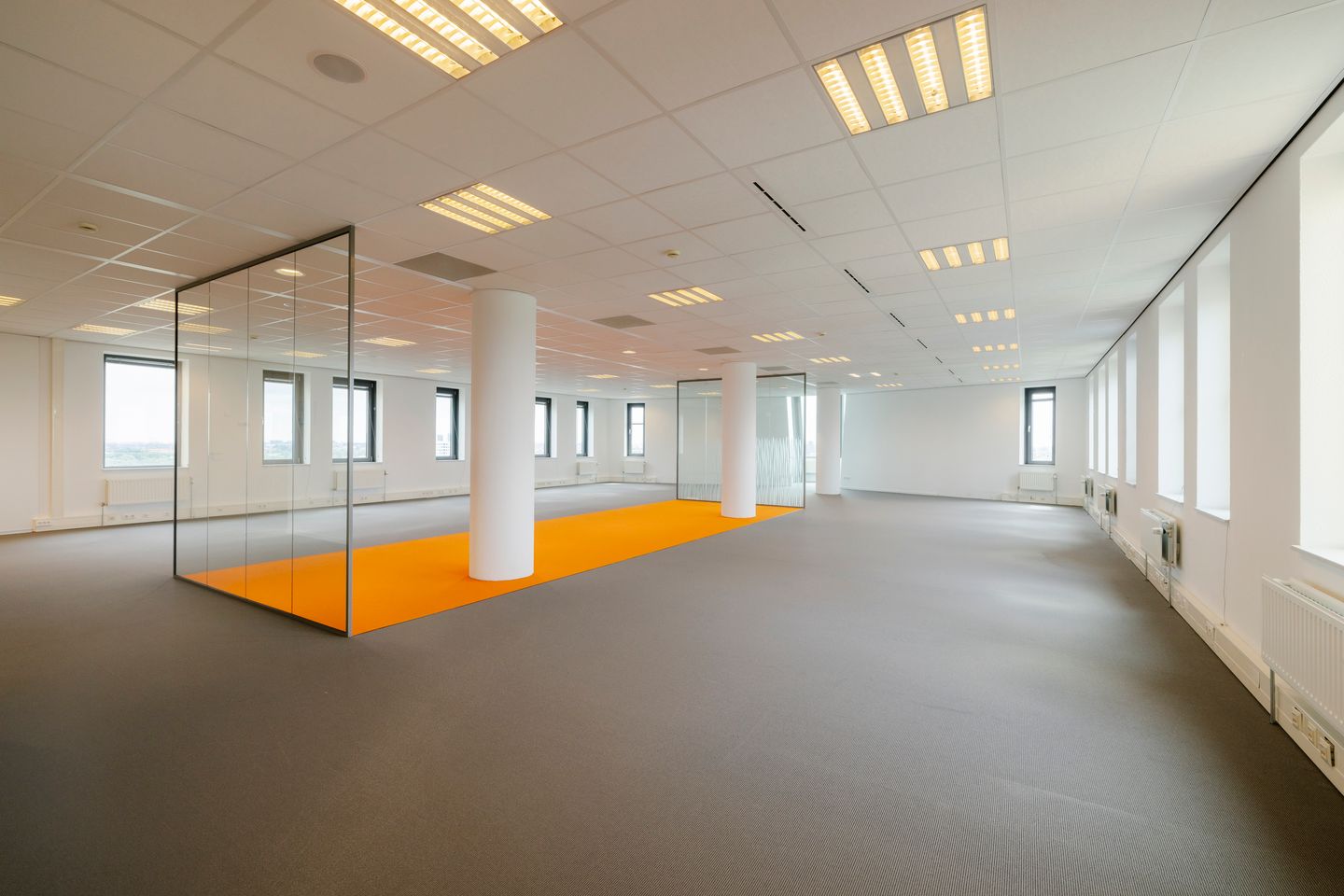 Bekijk foto 1 van Kingsfordweg 151-201