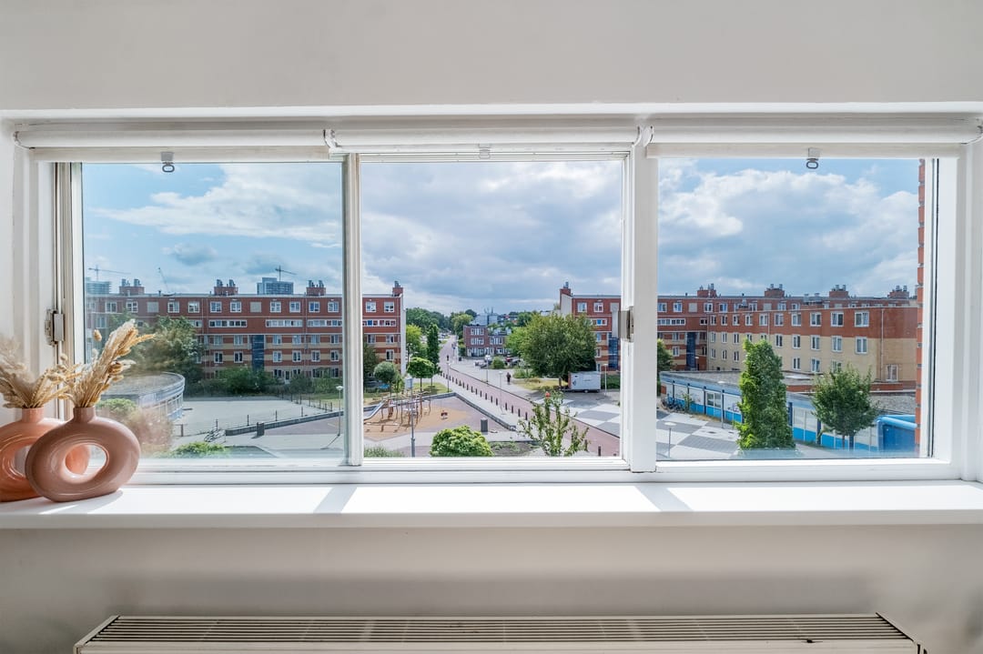 Photo 7 of Kloekhorststraat 239