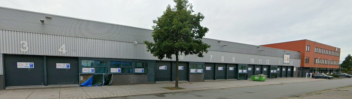 View photo 3 of Tauber 52