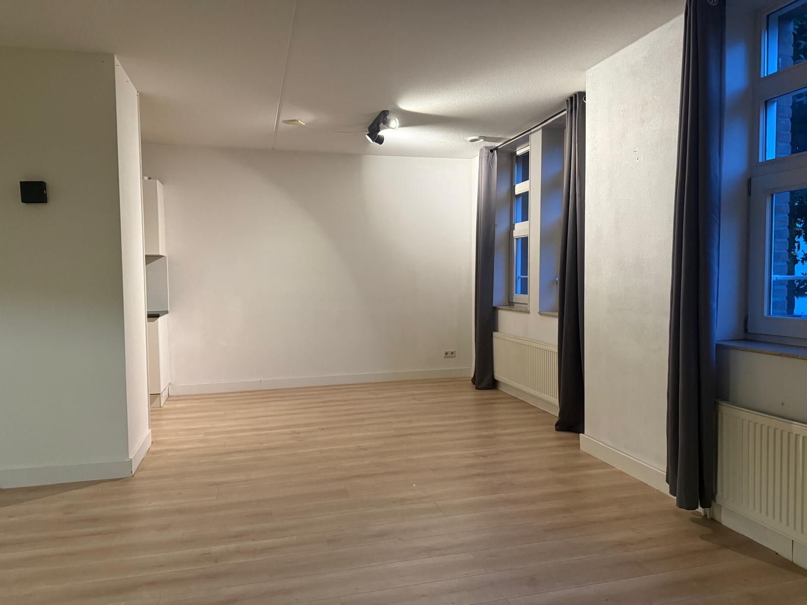 Photo 9 of Molenstraat 188-A