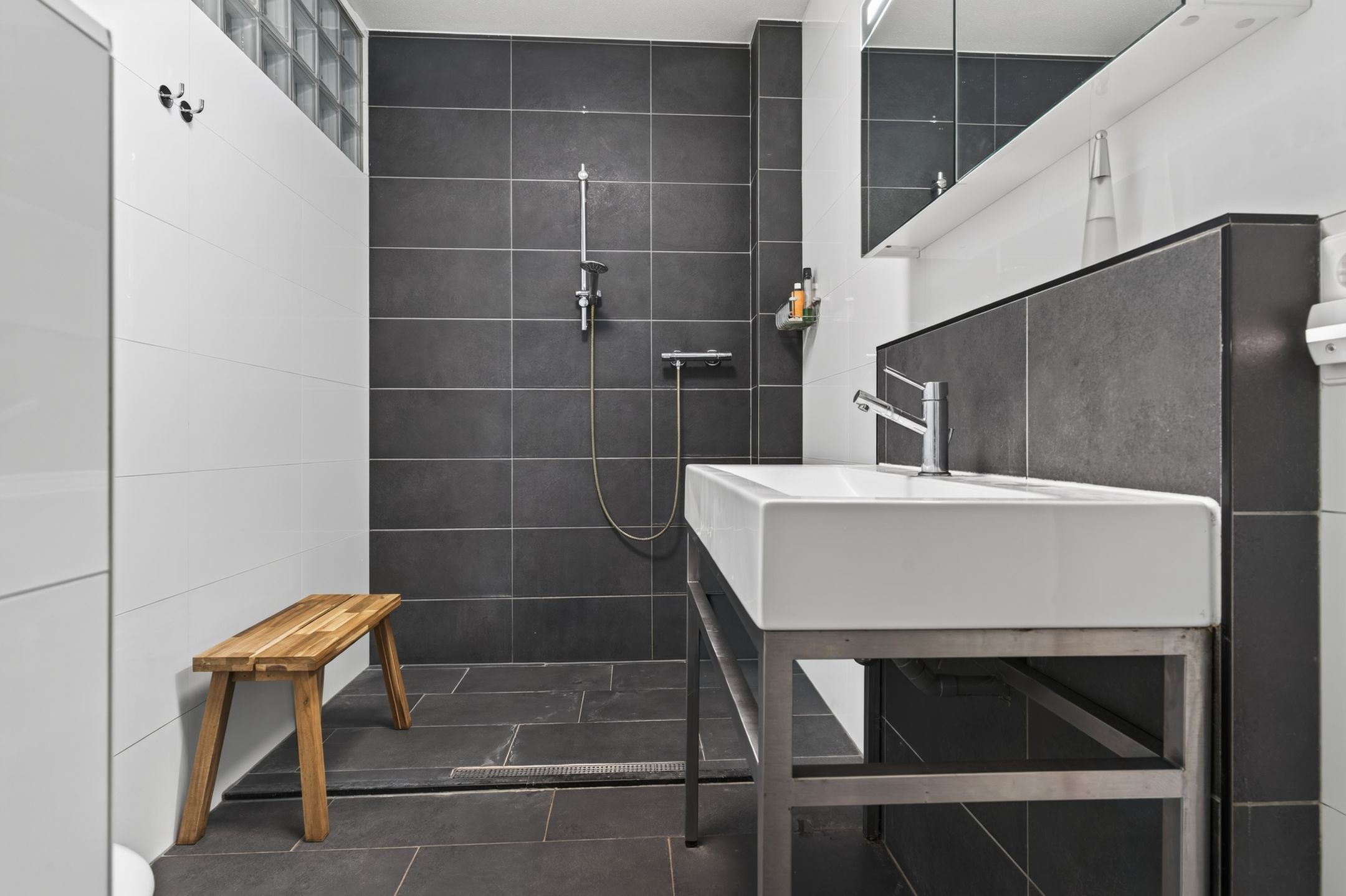 Photo 30 of Van Lawick van Pabststraat 177