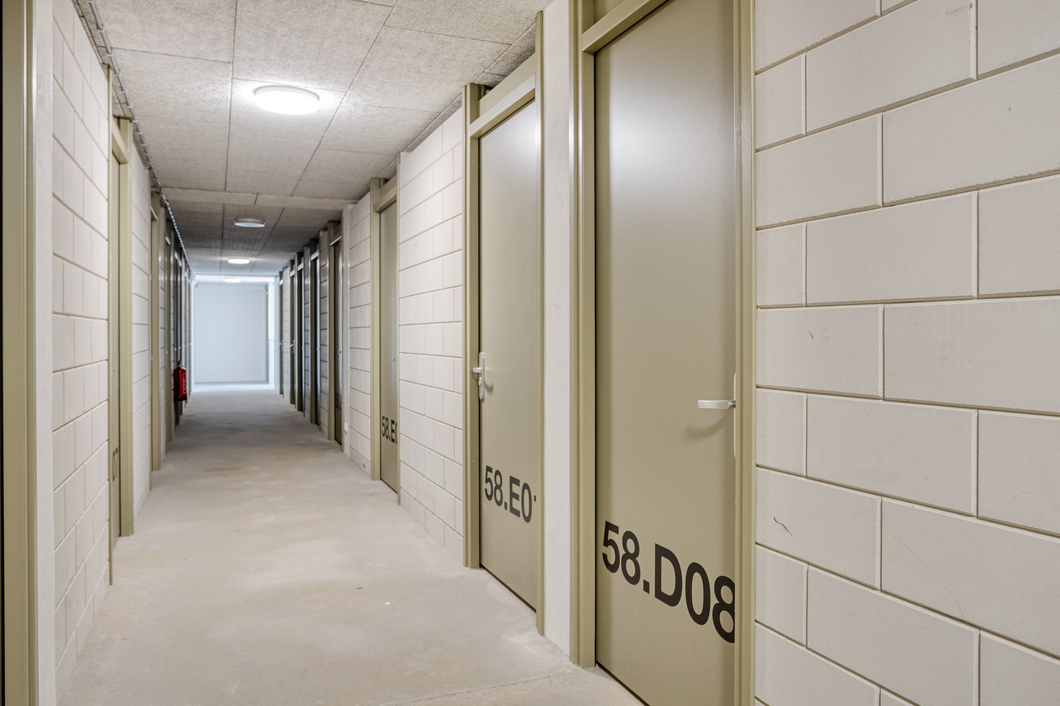 Photo 27 of Frederik Hendriklaan 58-D08