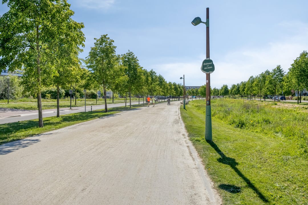 Photo 32 of Frederik Hendriklaan 58-D08