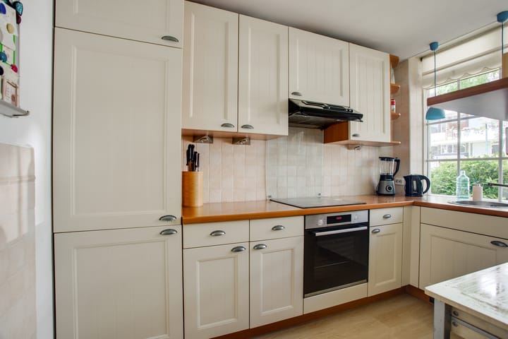 Hoekwoning te koop: Ridderspoorlaan 12, Oegstgeest