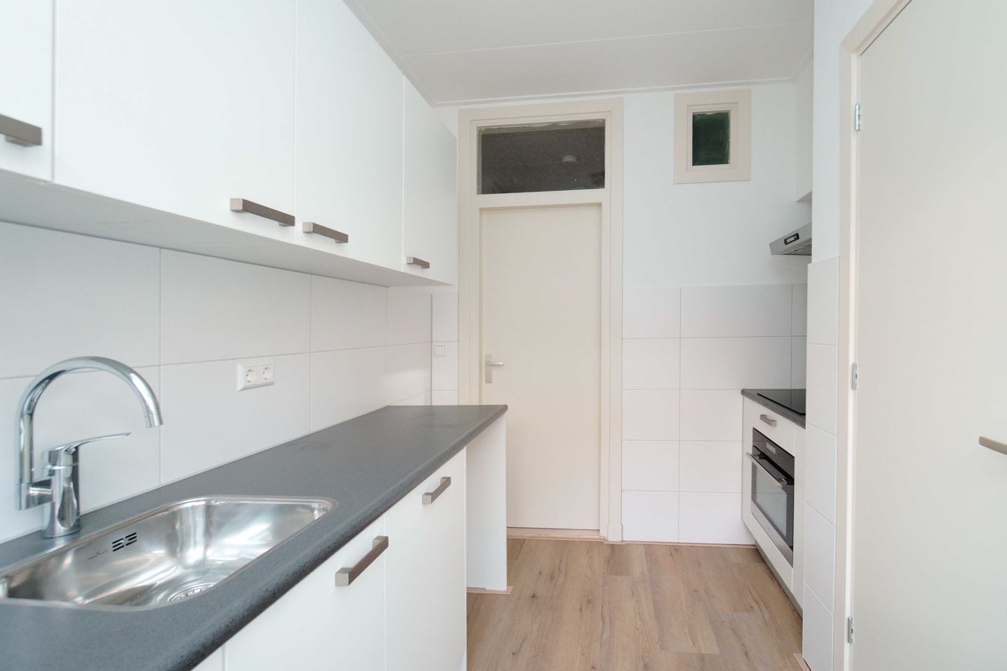 Photo 19 of Celsiusstraat 13
