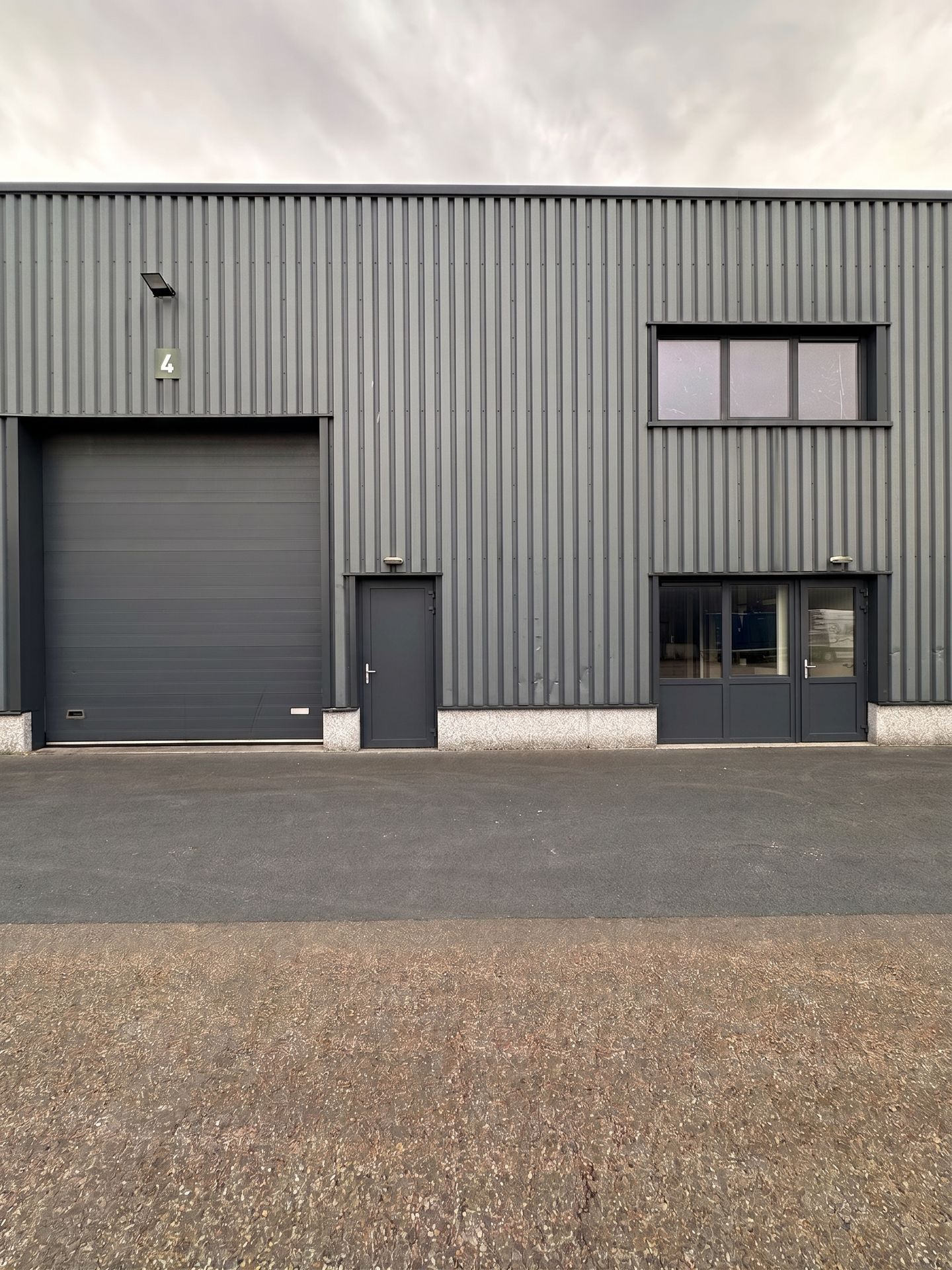View photo 3 of Kranenberg 8-01