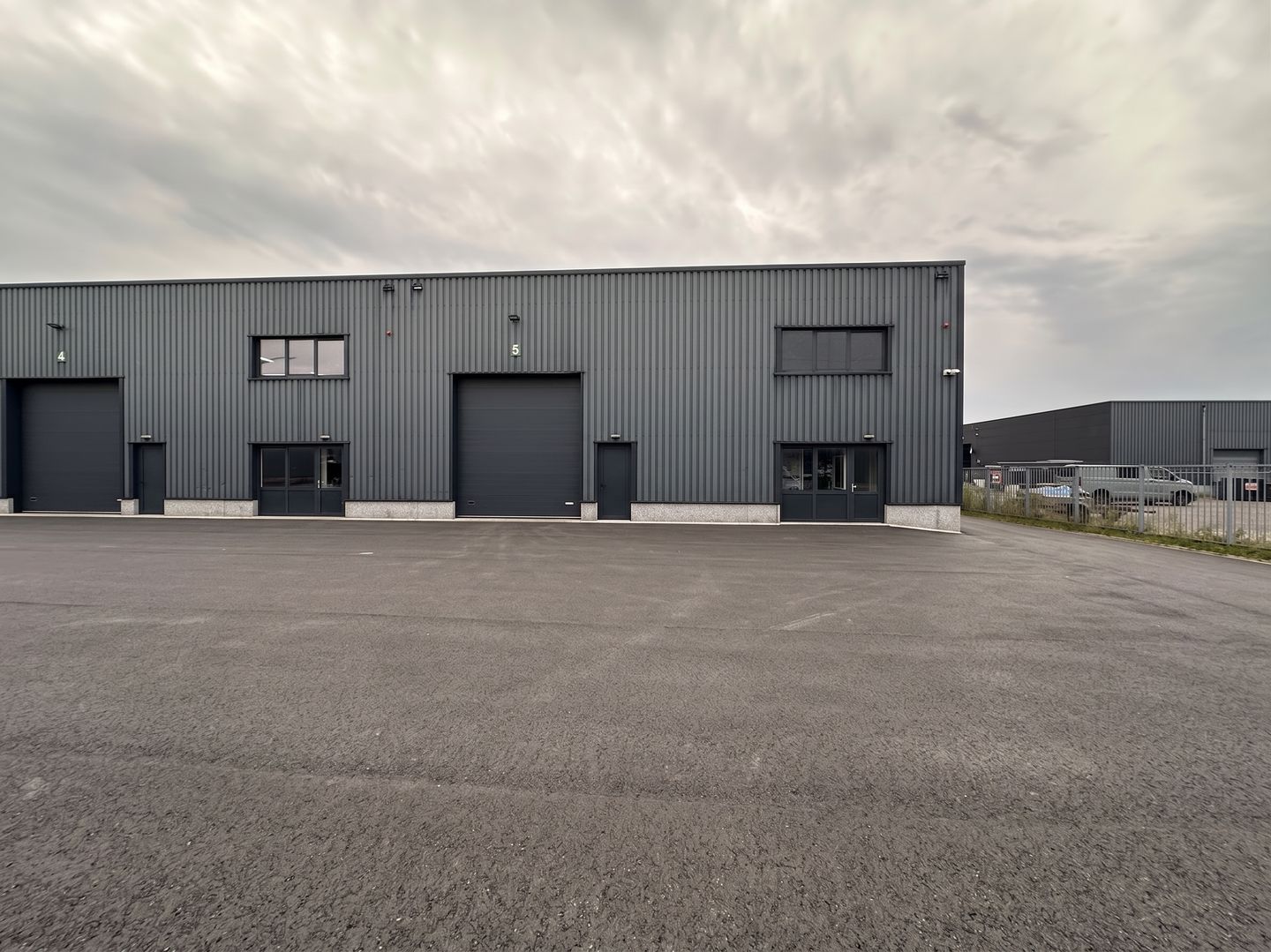 View photo 1 of Kranenberg 8-02