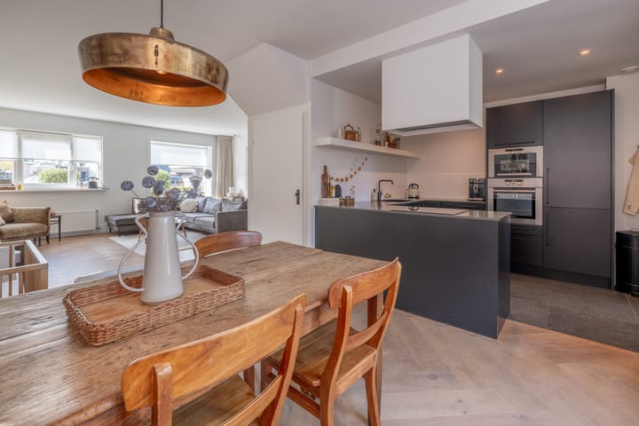 Hoekwoning te koop: Blauwgras 22, Stroe