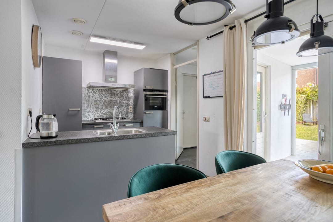 Photo 11 of Paul van Zeelandstraat 7