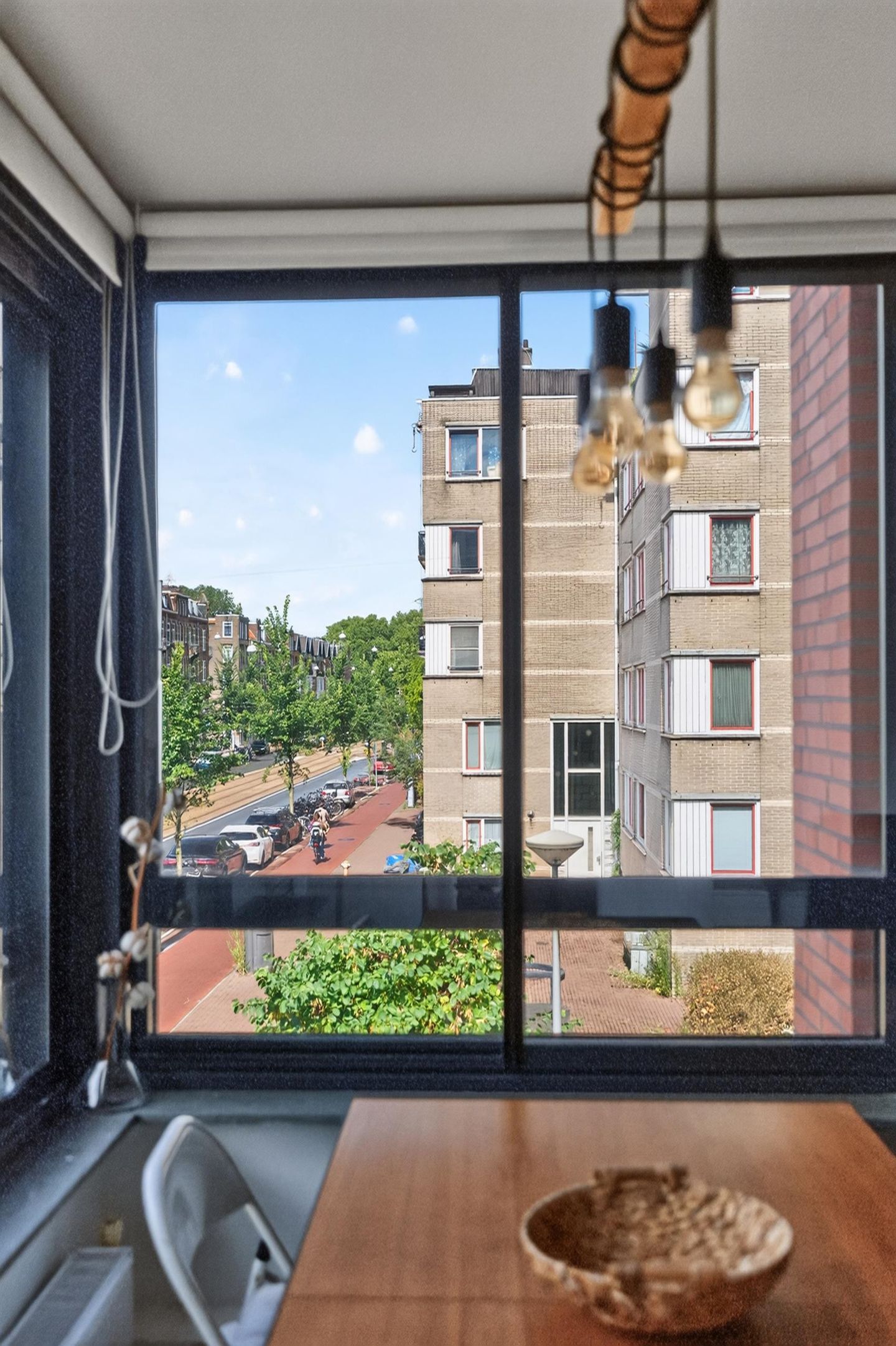 Photo 19 of Frederik Hendrikstraat 49-D