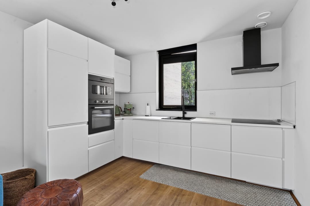Photo 13 of Frederik Hendrikstraat 49-D