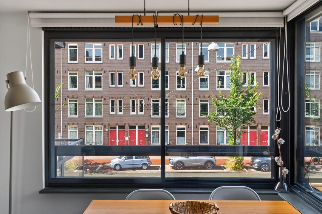 Photo 16 of Frederik Hendrikstraat 49-D