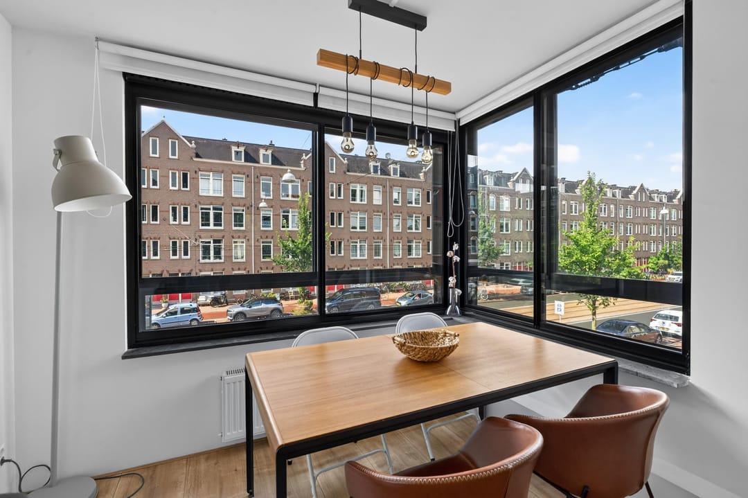 Photo 11 of Frederik Hendrikstraat 49-D