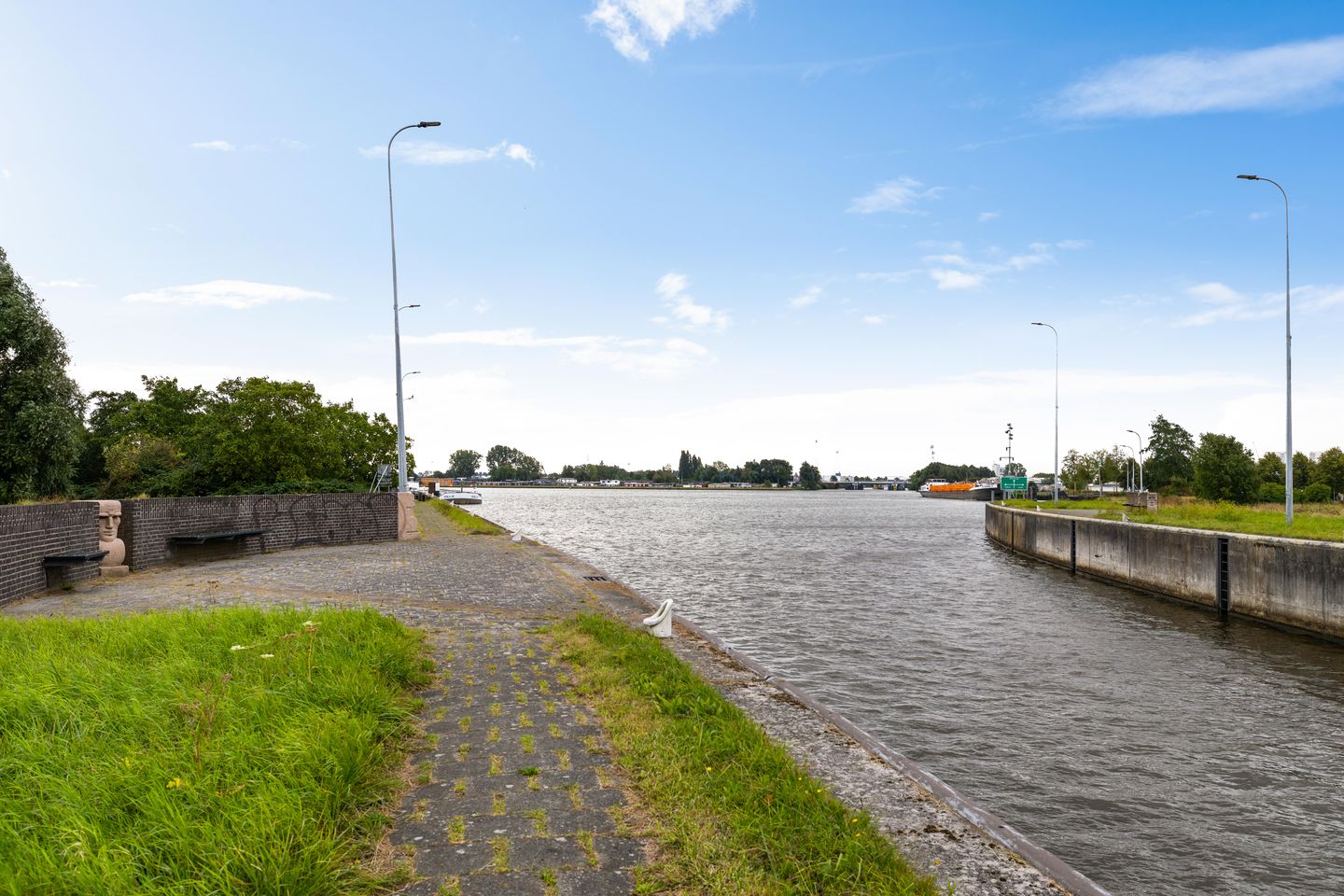 Foto 40 van Pop Dijkemaweg 22