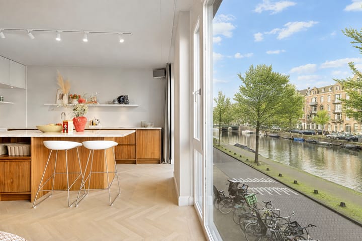 Appartement te koop: Bilderdijkkade 52D, Amsterdam