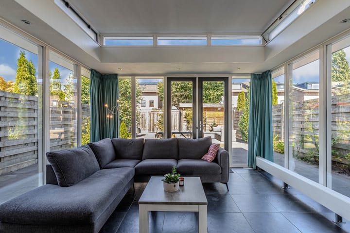 Tussenwoning te koop: Zuidewijn 39, Lelystad