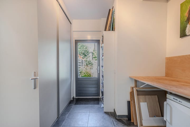 Tussenwoning te koop: Zuidewijn 39, Lelystad