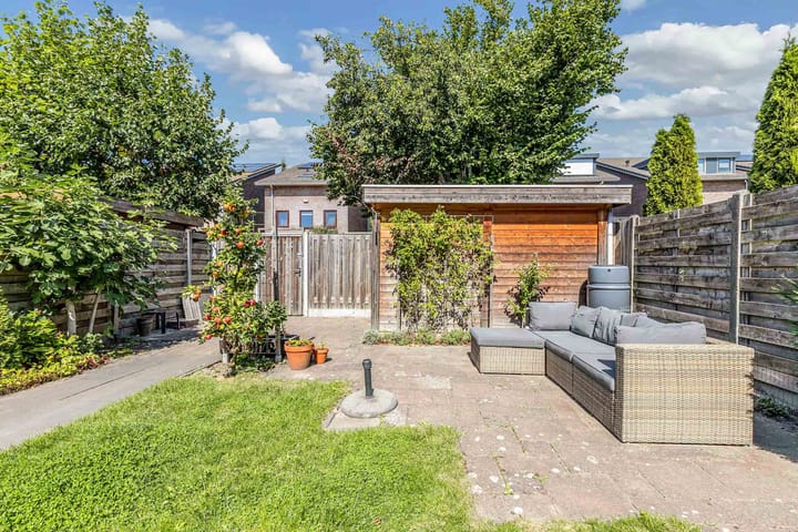 Tussenwoning te koop: Zuidewijn 39, Lelystad