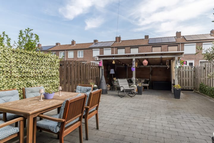 Photo 3 of Burg. Cremersstraat 8
